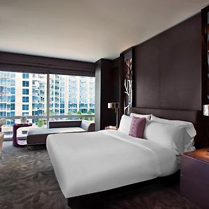 Fabulous King Room Transfer Shower Mobility Hearing Accessible